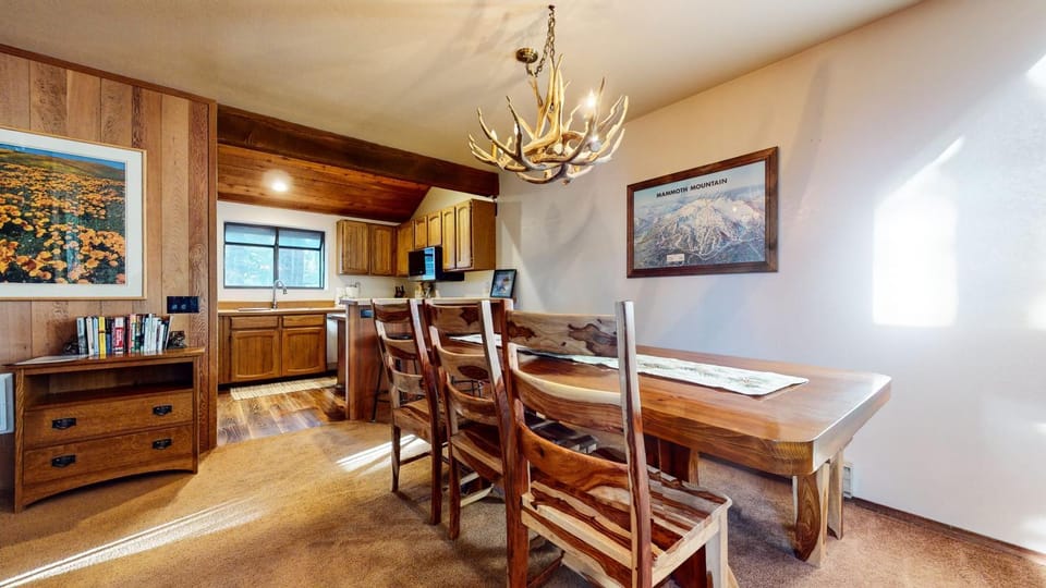 Woodlands #40 condo Apartment in Mammoth Lakes