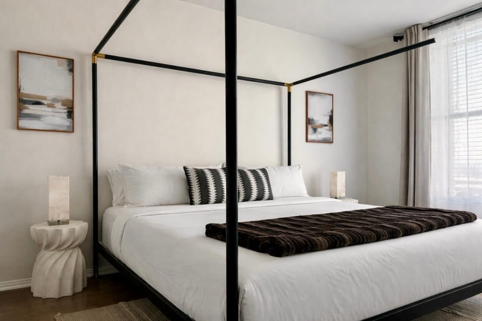 Beautiful Getaway Near Venice Apartment in Marina del Rey