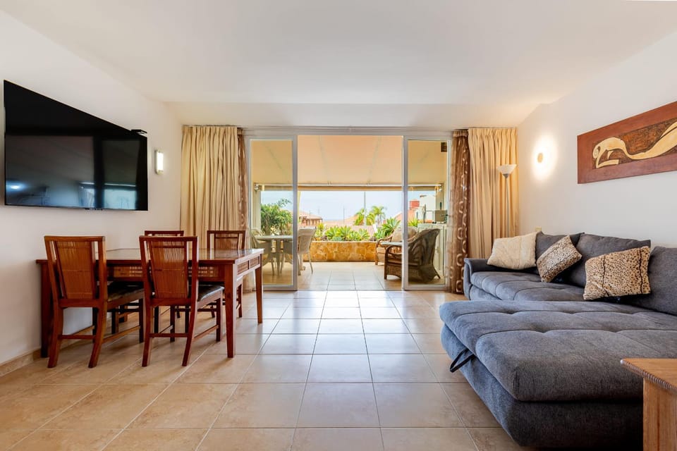Costa Adeje Las Flores Bungalow Apartment in Costa Adeje