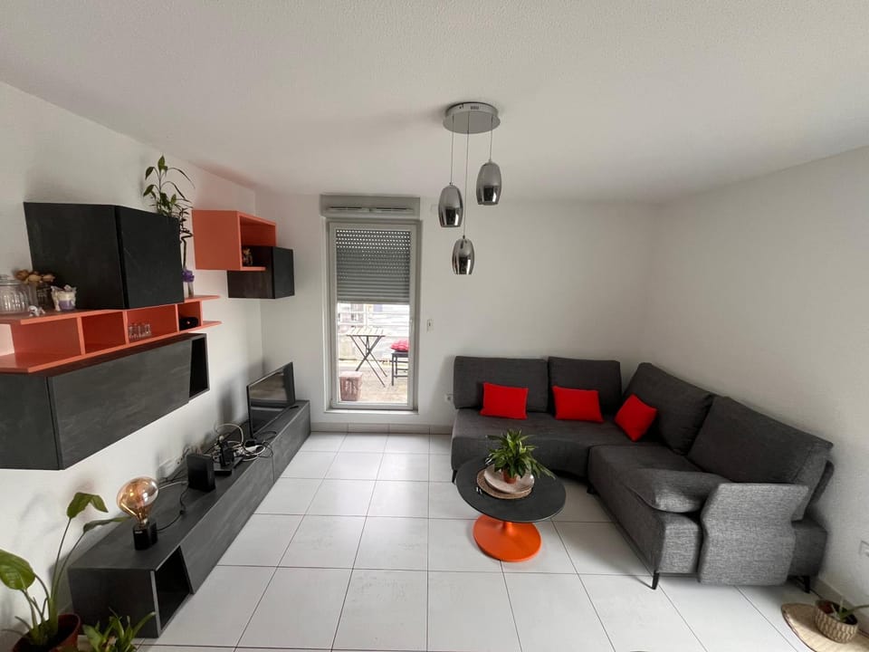Communal lounge/ TV room