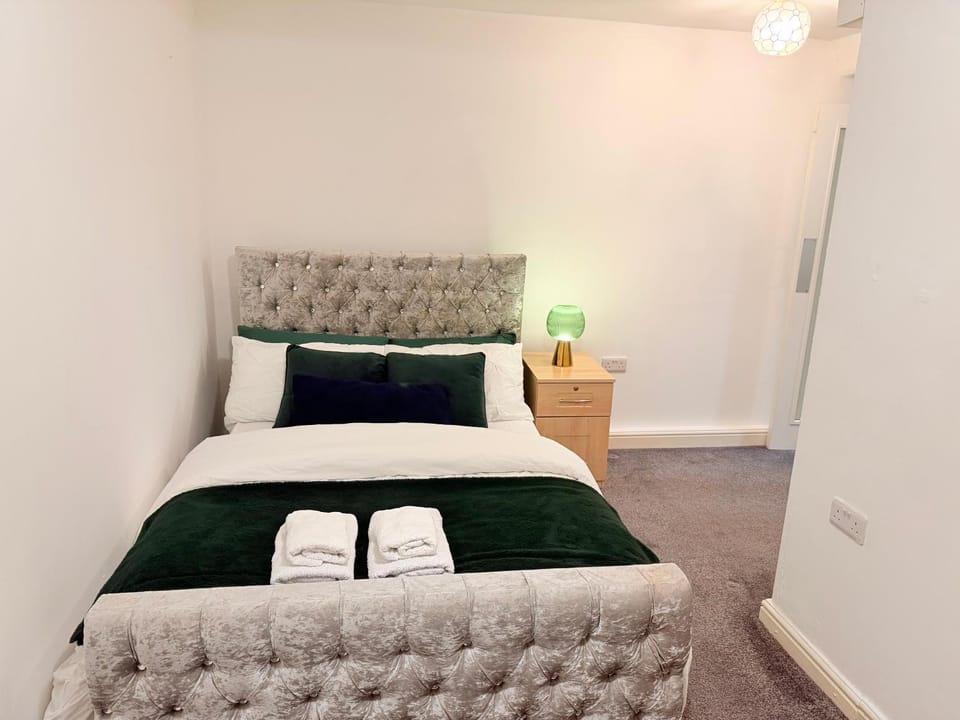1 Luxe Bed Apt GView Derby City Apartment in Derby