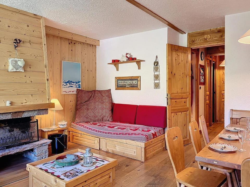 Résidence Aiguille Du Fruit - Charmant apt, proche des pistes, cheminée MAE-4811 Apartment in Les Allues