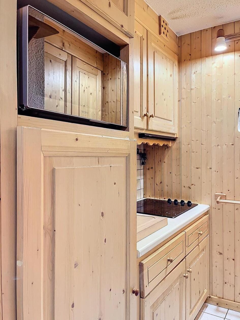 Résidence Aiguille Du Fruit - Charmant apt, proche des pistes, cheminée MAE-4811 Apartment in Les Allues