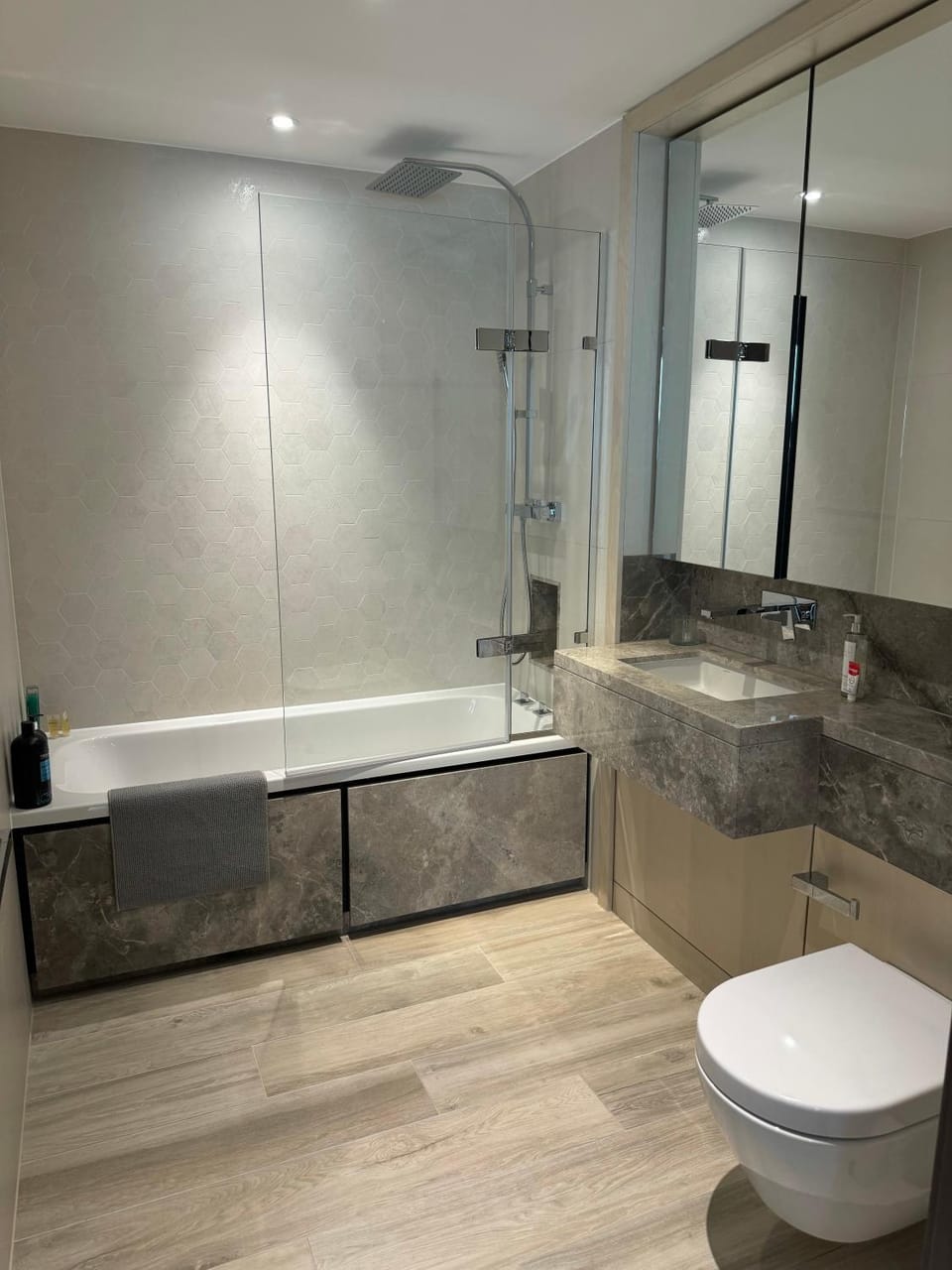 New 2 Bedroom, 2 Bathroom flat in Fulham Apartment in London Borough of Richmond upon Thames
