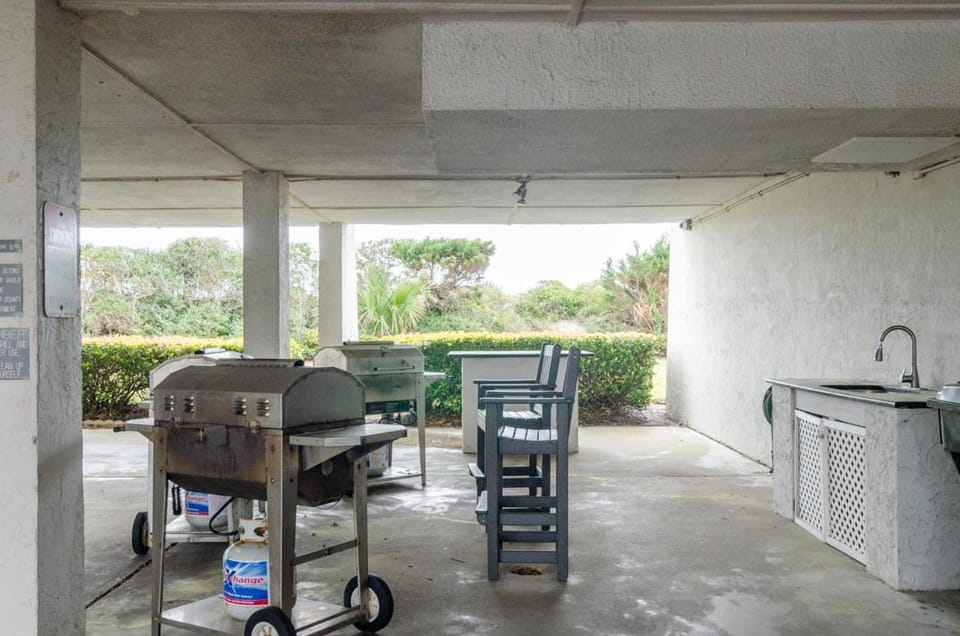 6C by the Sea by Bryant Real Estate House in Wrightsville Beach