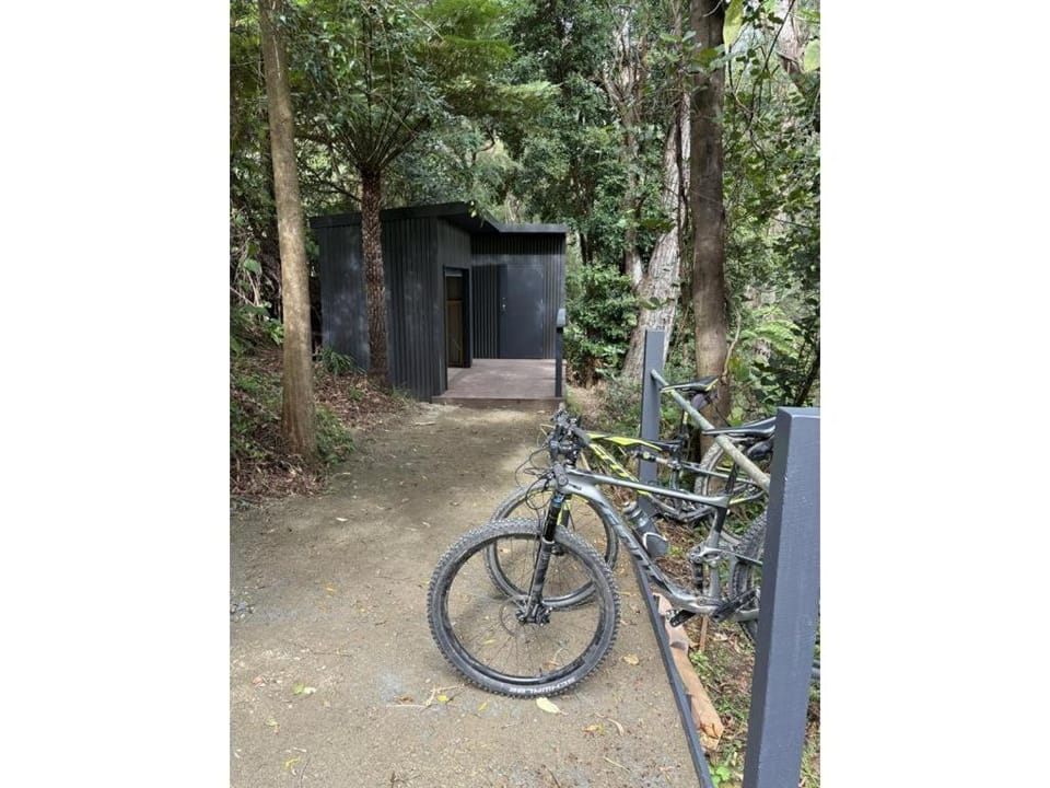 Warburton Bushland Retreat House in Victoria