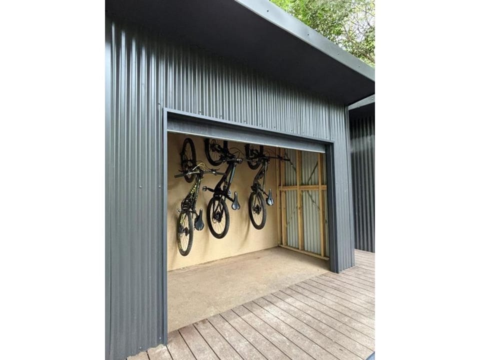 Warburton Bushland Retreat House in Victoria