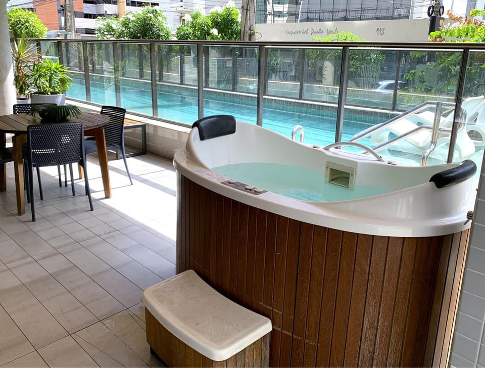 Hot Tub, Pool view, Swimming pool