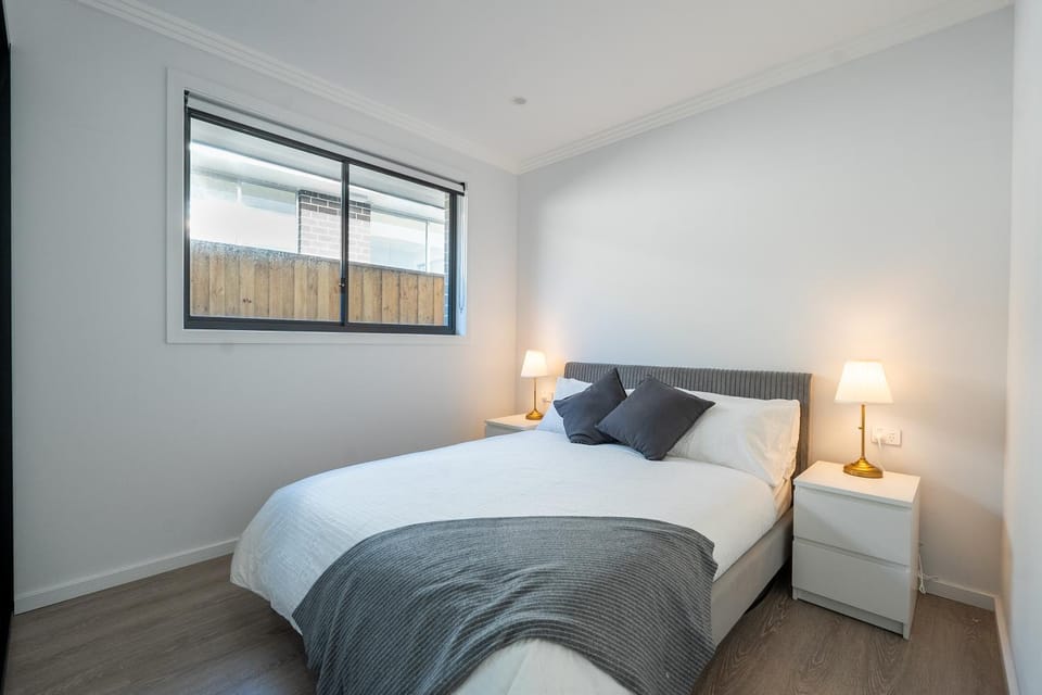 Modern, Luxurious & Brand New Home 4 bedroom home in Sydney House in Sydney