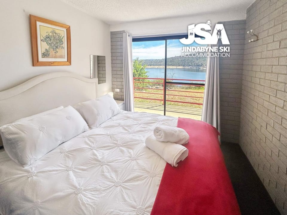 Natural landscape, Bedroom