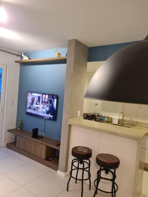 LINDO Apartamento Pé na Areia NOVO CAMPECHE Apartment in Florianopolis
