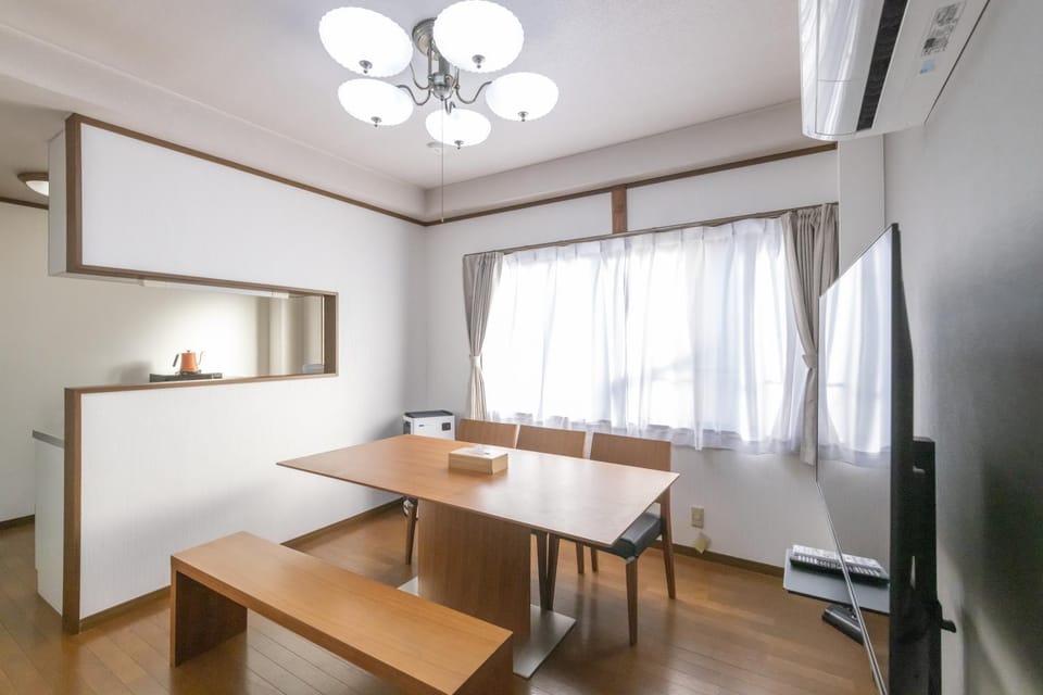 TV and multimedia, Dining area