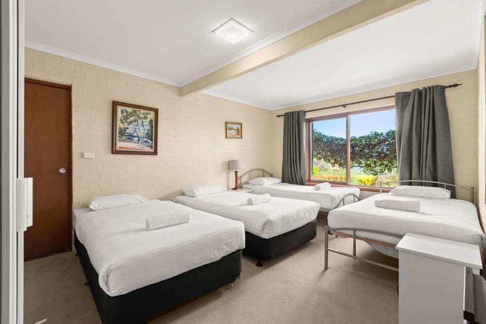 Winterwood 9 Camira Ave House in East Jindabyne