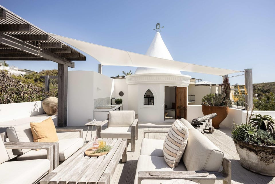 Mykonos Luxury Villa at Sunshine Beach Villa in Noosa Heads