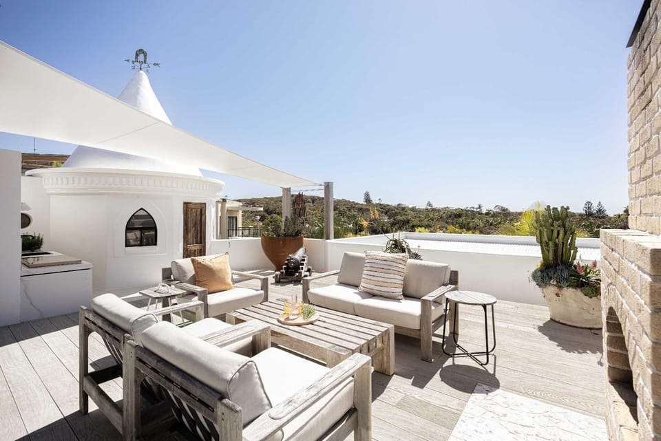 Mykonos Luxury Villa at Sunshine Beach Villa in Noosa Heads