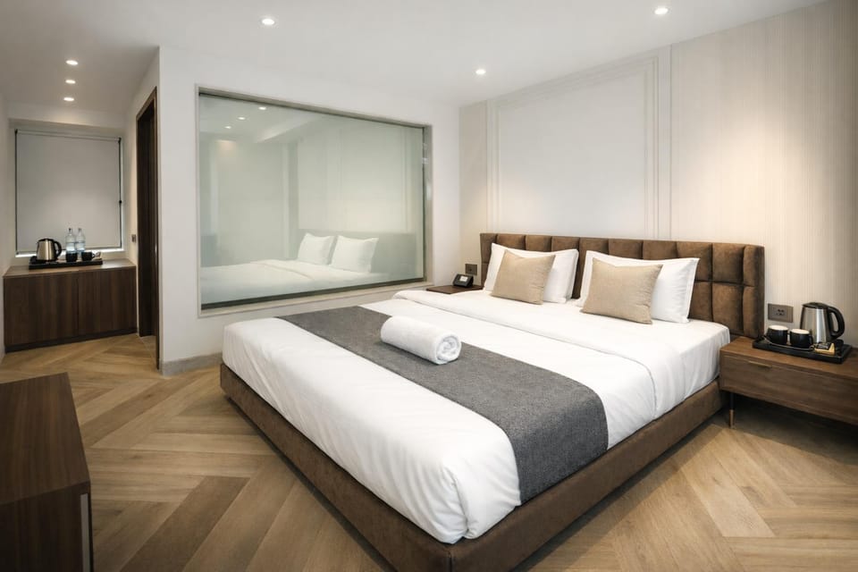 Bed, Photo of the whole room, Bedroom