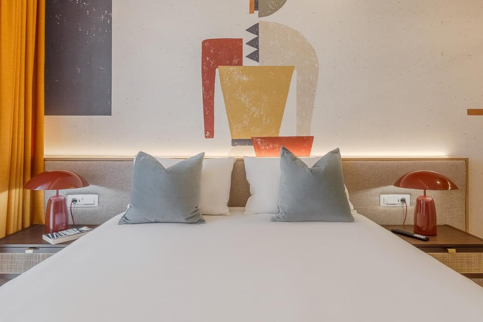 Bed, Bedroom