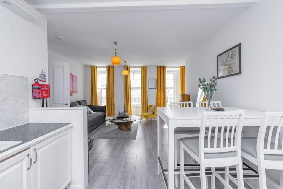 GuestReady - Central 1BR near the Royal Mile Apartment in Edinburgh