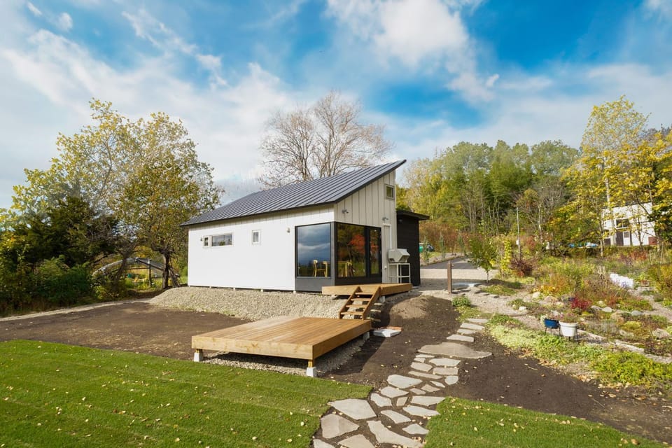 Property building, Natural landscape