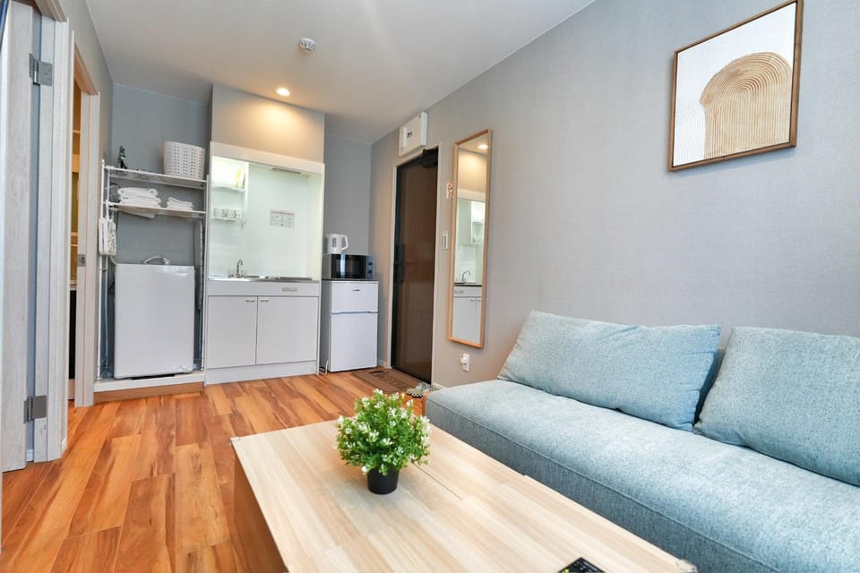 ZJ302 9 Min to Sumiyoshi, Direct to Shibuya and Shinjuku, Private 1BR Home Apartment in Japan