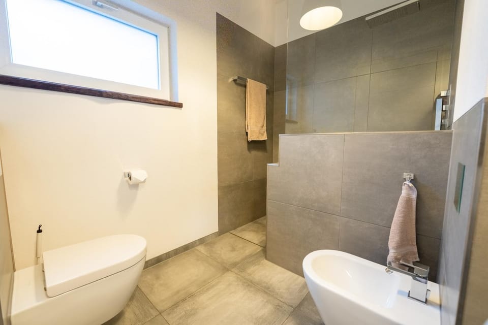 Urban Jungle Room rundum Entspannung mit Sauna Vacation rental in Rhineland-Palatinate