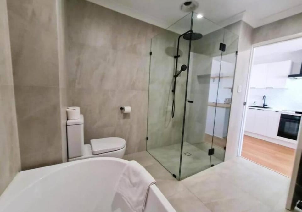 Shower, Bathroom, Bath