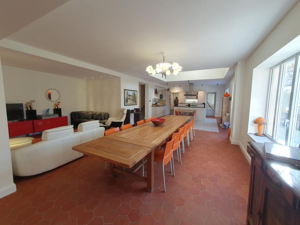 Living room, Seating area, Dining area