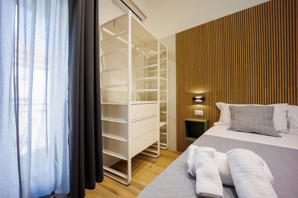Bed, Photo of the whole room, Bedroom, wardrobe