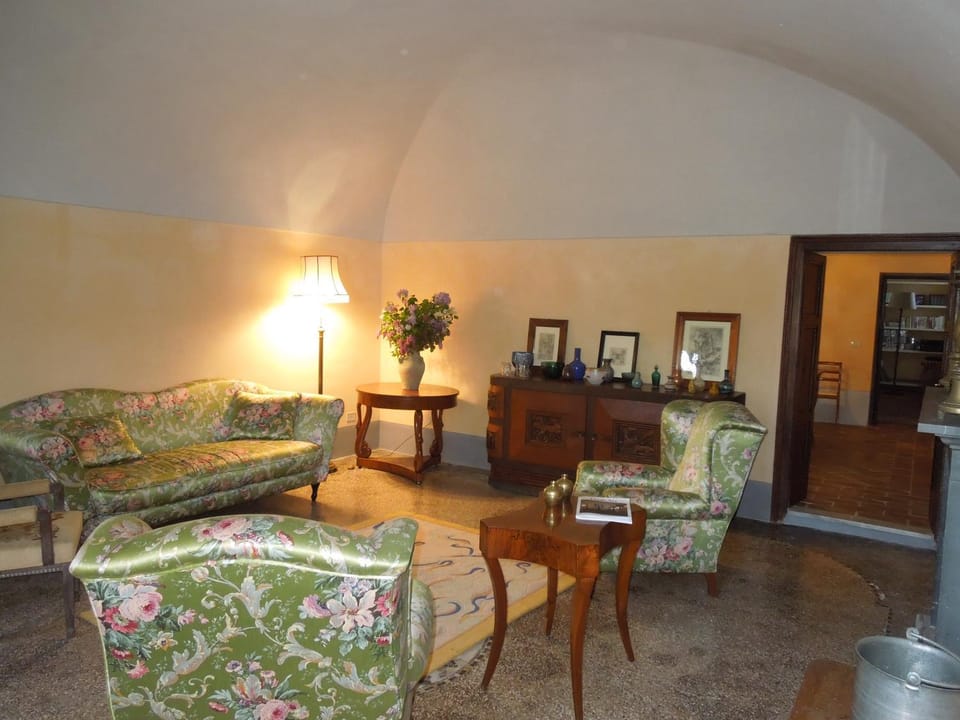Lounge or bar