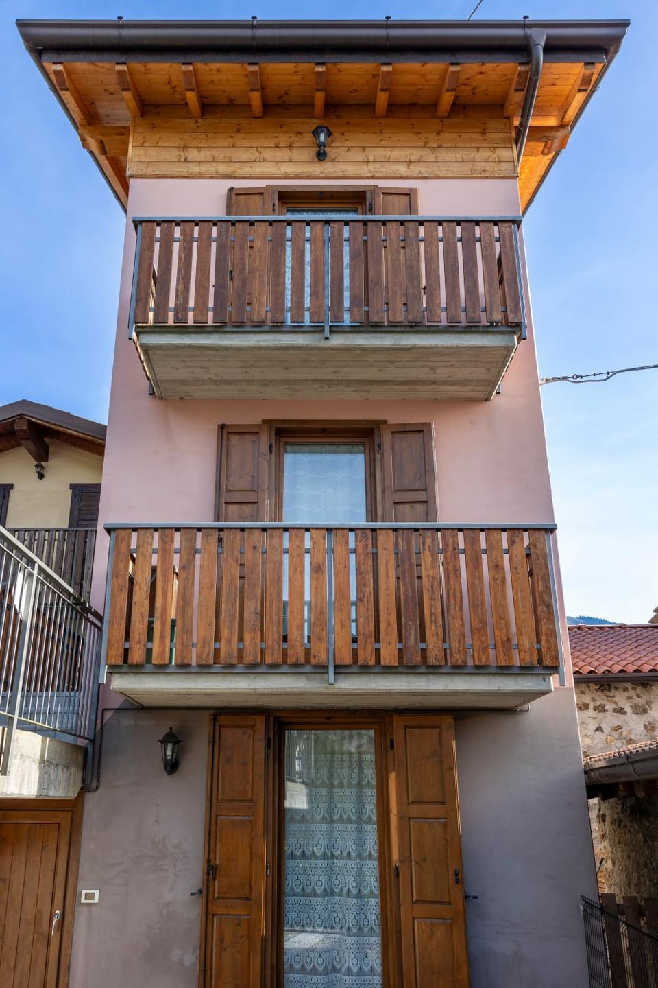Property building, View (from property/room), Balcony/Terrace