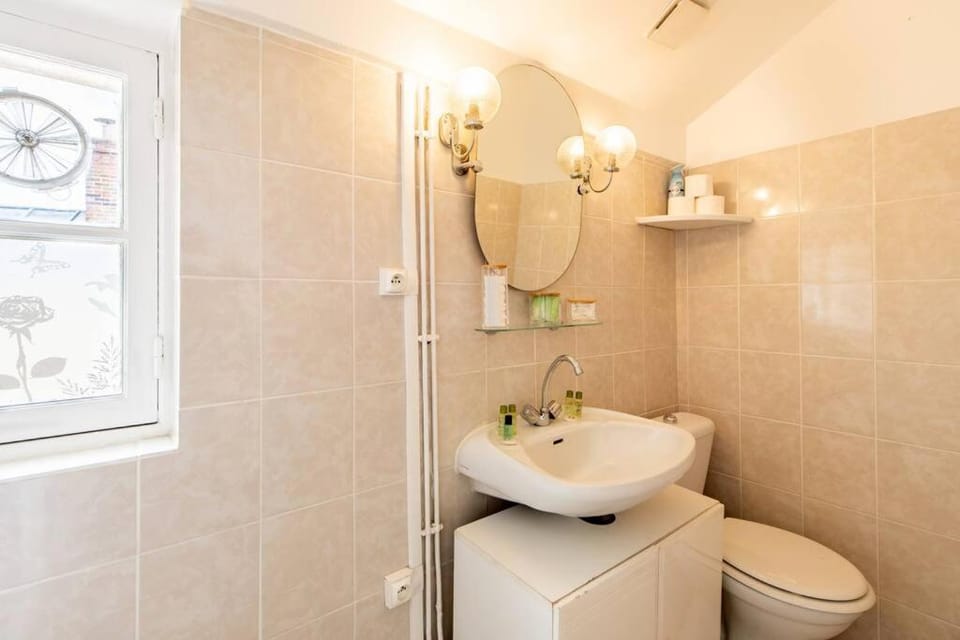 Heart of Saint-Germain only 3 minutes from the Amaizing Luxembourg Gardens Apartment in Paris