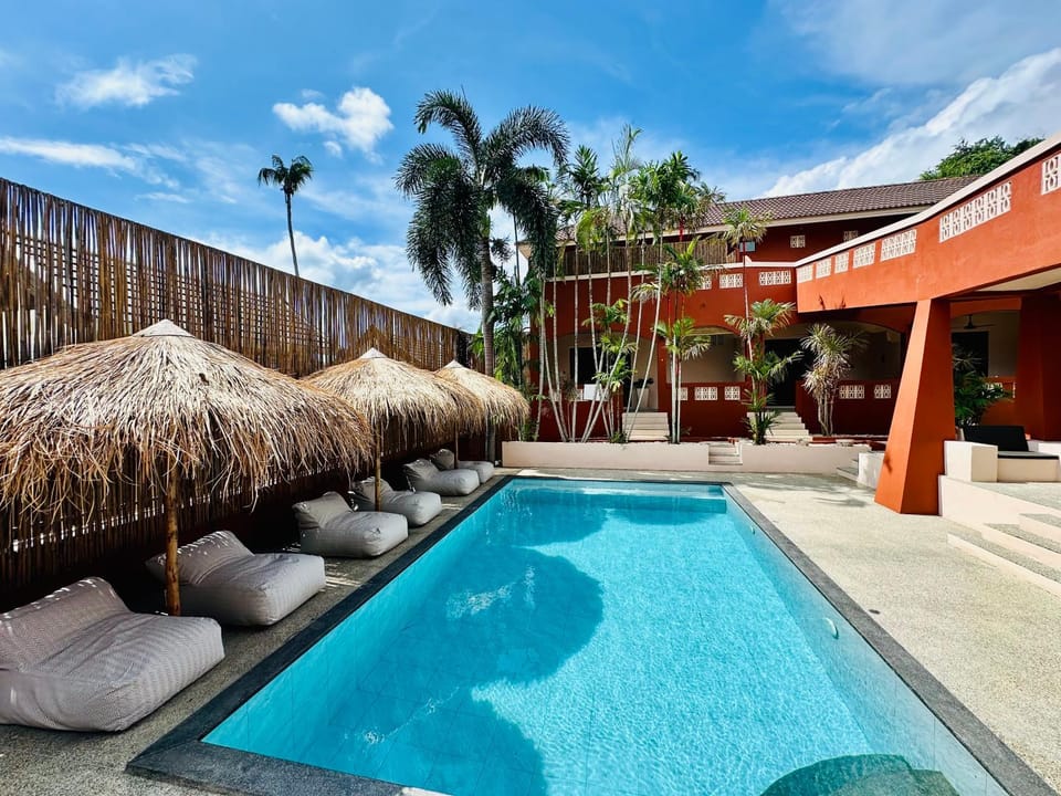 Pool view, Swimming pool, Swimming pool