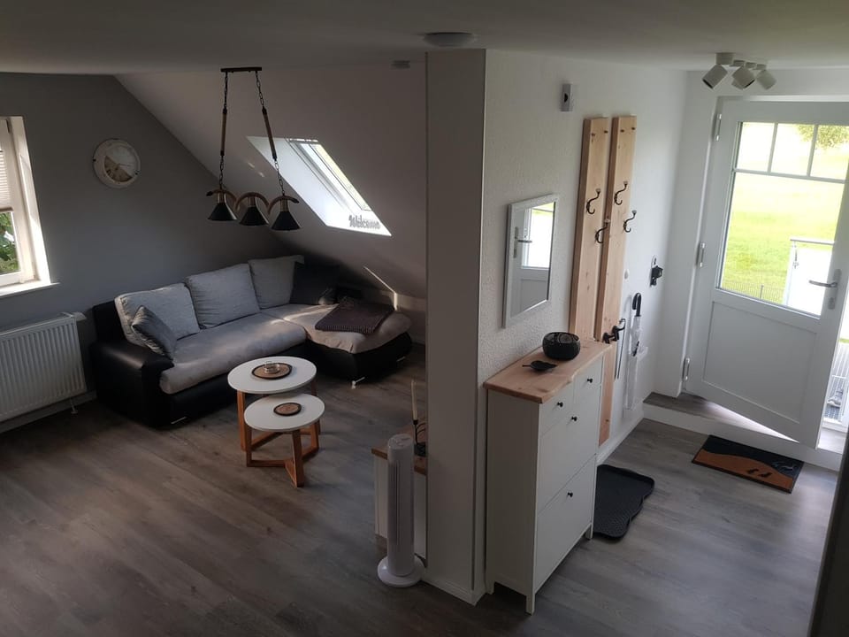 Living room, Photo of the whole room