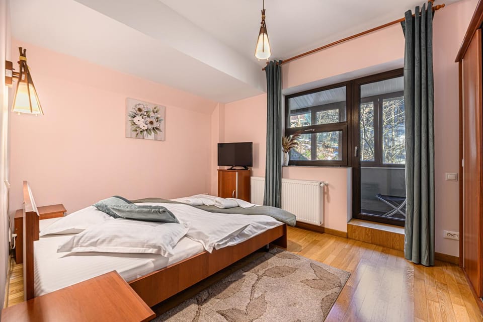 TV and multimedia, Balcony/Terrace, Bedroom, Mountain view, heating