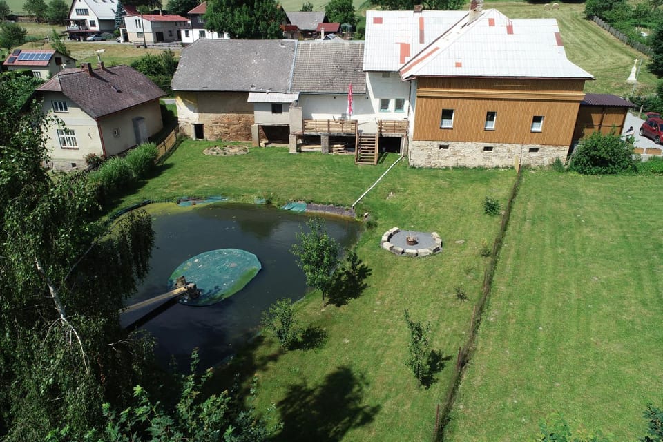 Property building, Day, Bird's eye view, Garden, Garden view