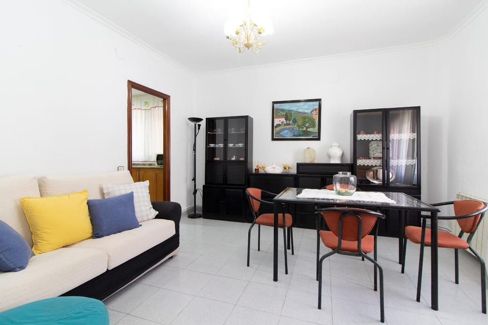 Communal lounge/ TV room, Living room