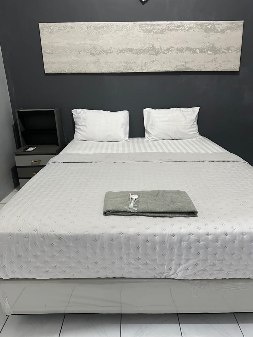 Ghaza Guest House Bed and Breakfast in Padang