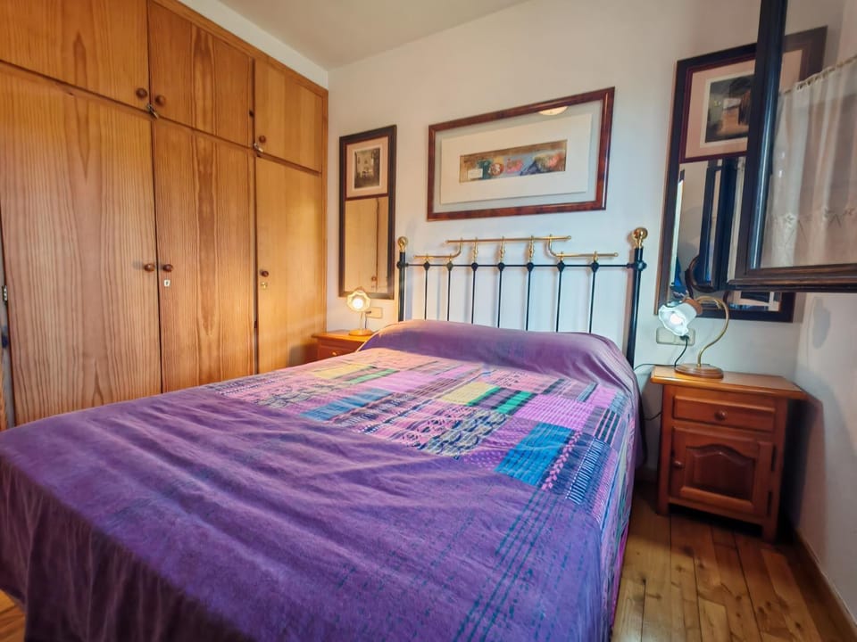 Confort excelente- Chimenea, sol y bien equipado - Falcó 10 Apartment in Pla de l'Ermita