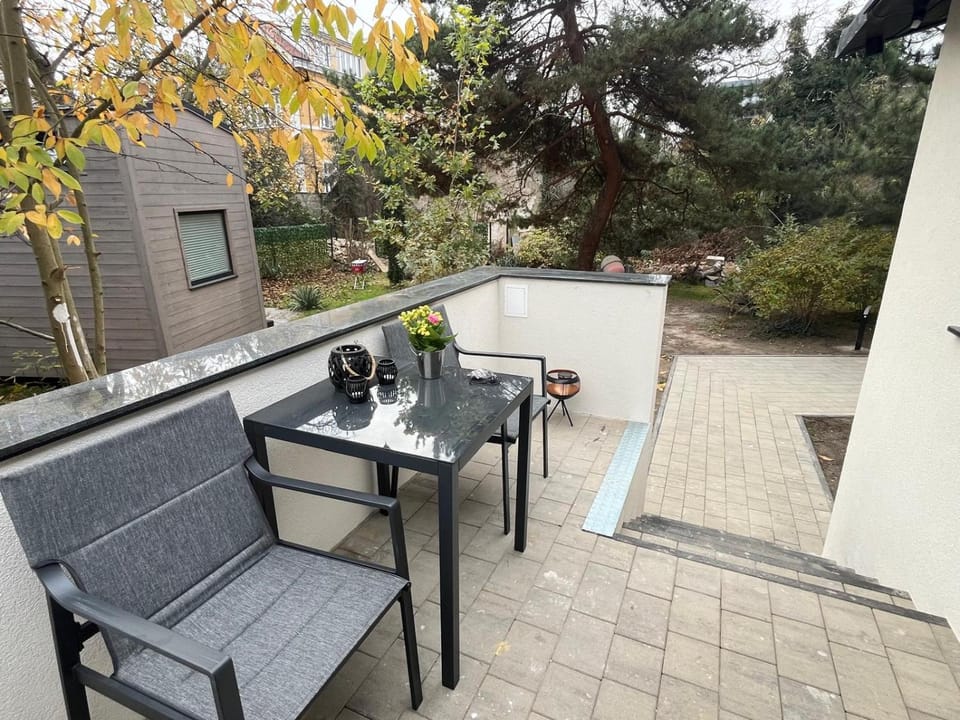Garden, Garden view