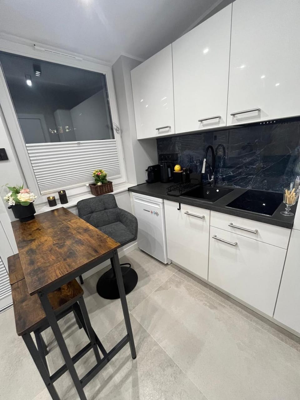 Kitchen or kitchenette, stove