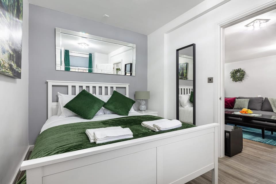 Bed, Bedroom