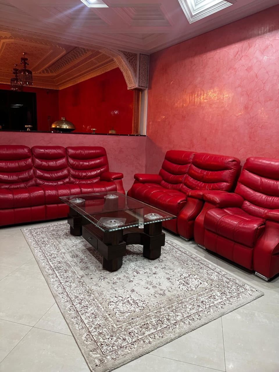 Communal lounge/ TV room