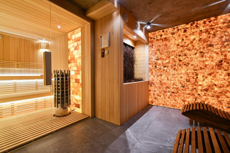 Activities, Sauna, Entertainment, sunbed