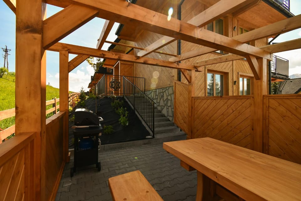 Day, BBQ facilities