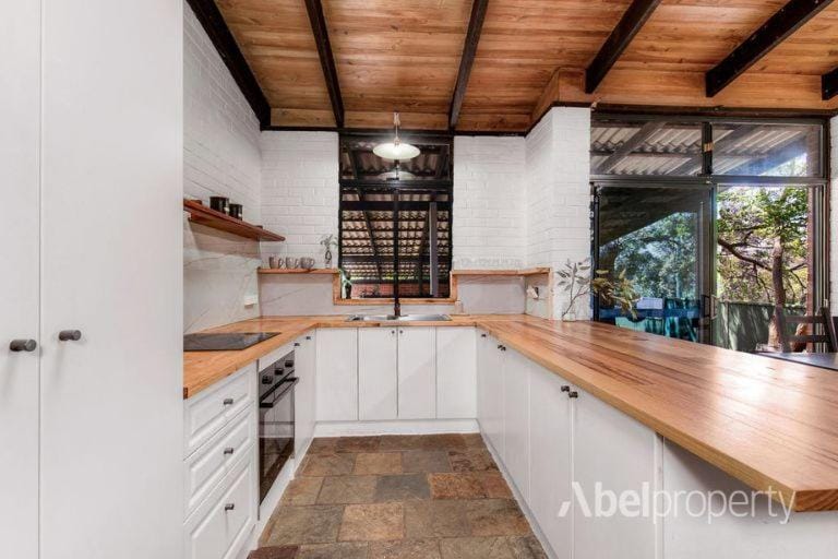 Historical cottage in the hills Bed and Breakfast in Perth