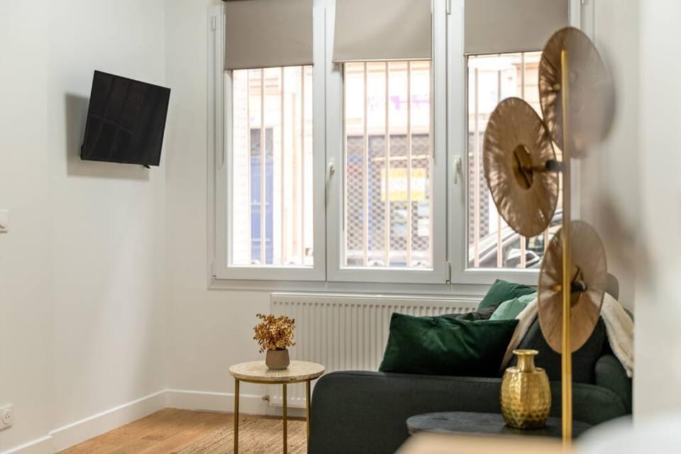 Perfect Emplacement Paris - Metro 1 min - Tour Eiffel 10min - Netflix Apartment in Paris