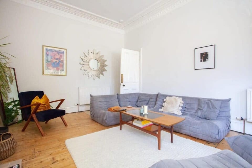 Lovely Flat in Ideal Location Apartment in Glasgow