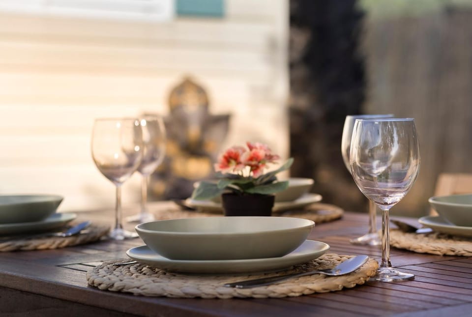 Food and drinks, Dining area, Food