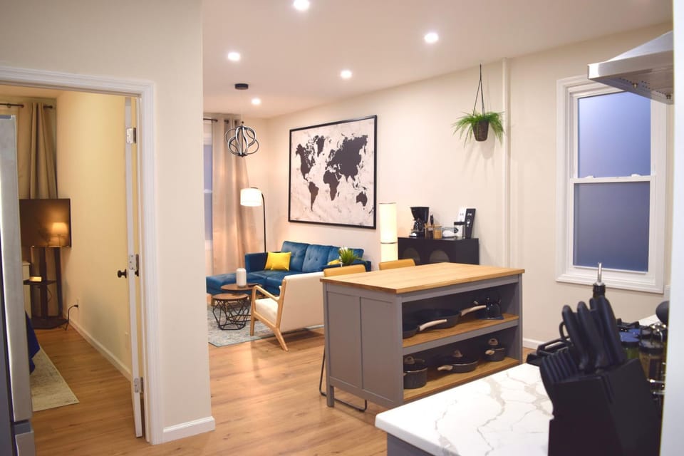 Living room, Dining area