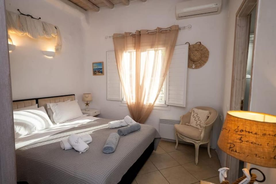 Bed, Bedroom, air conditioner